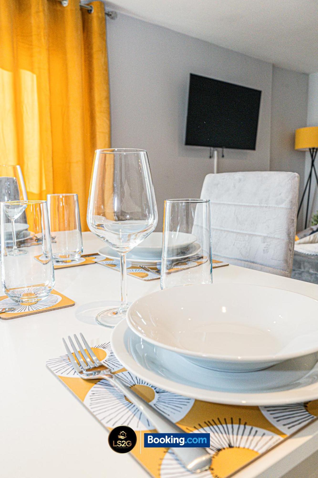 Apartment Spacious 2 Bedroom Flat By Ls2g Short Lets & Serviced Greater London With Free Wifi Newquay (Cornwall)