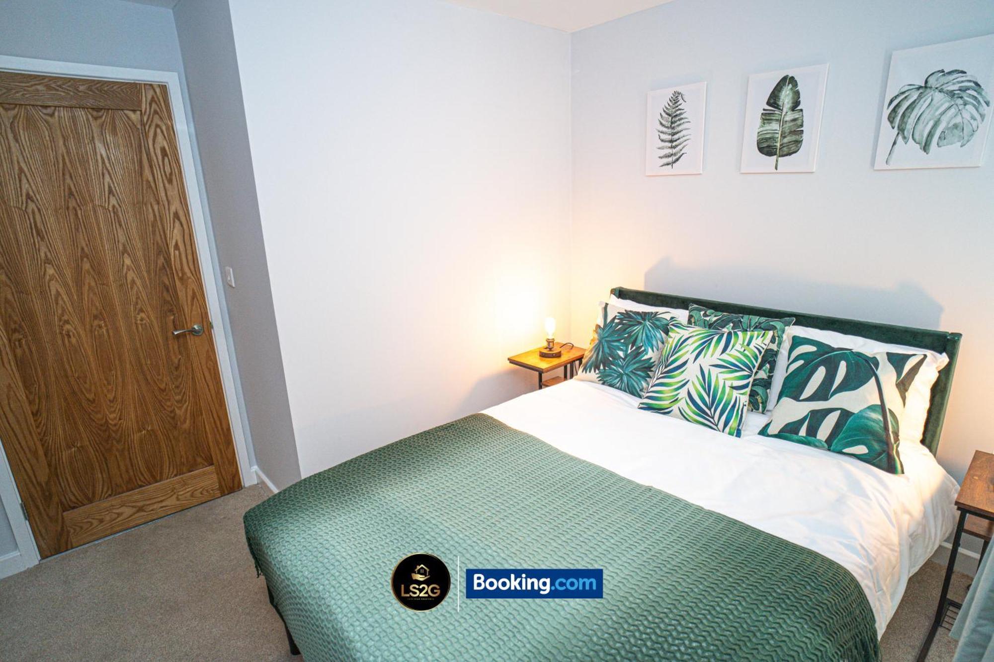 Spacious 2 Bedroom Flat By Ls2g Short Lets & Serviced Greater London With Free Wifi