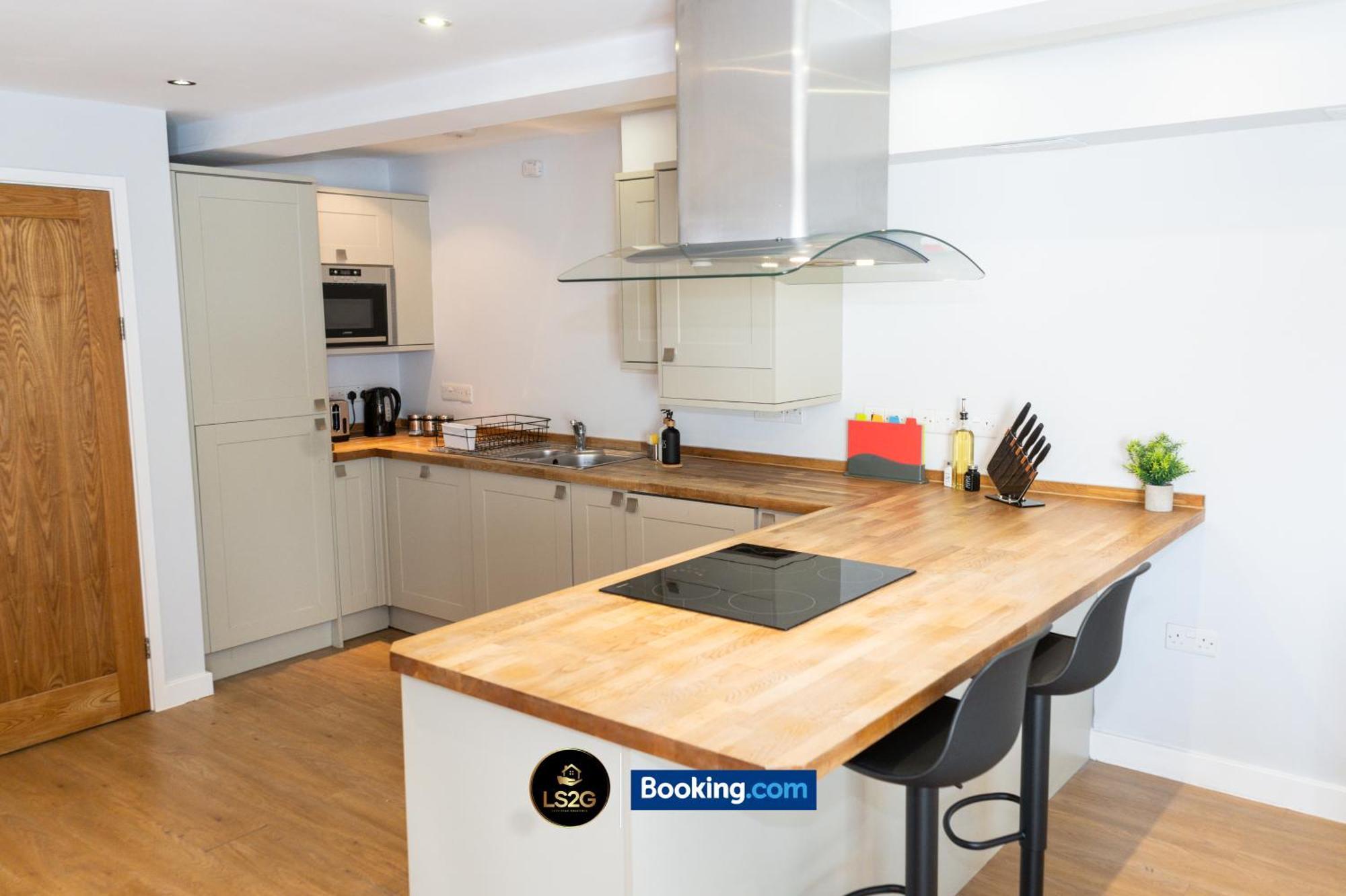 Apartment Spacious 2 Bedroom Flat By Ls2g Short Lets & Serviced Greater London With Free Wifi Newquay (Cornwall)