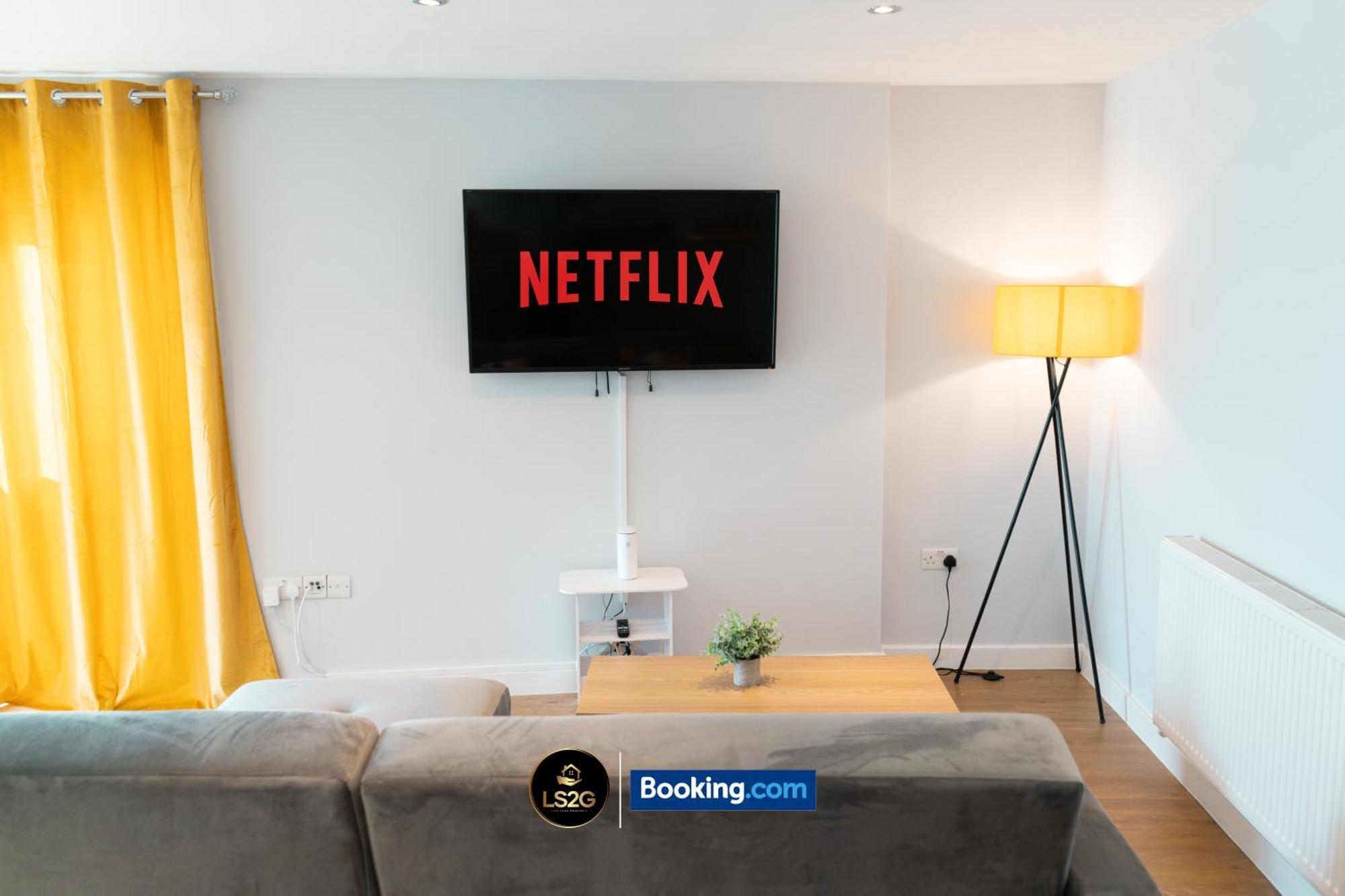 Apartment Spacious 2 Bedroom Flat By Ls2g Short Lets & Serviced Greater London With Free Wifi Newquay (Cornwall)