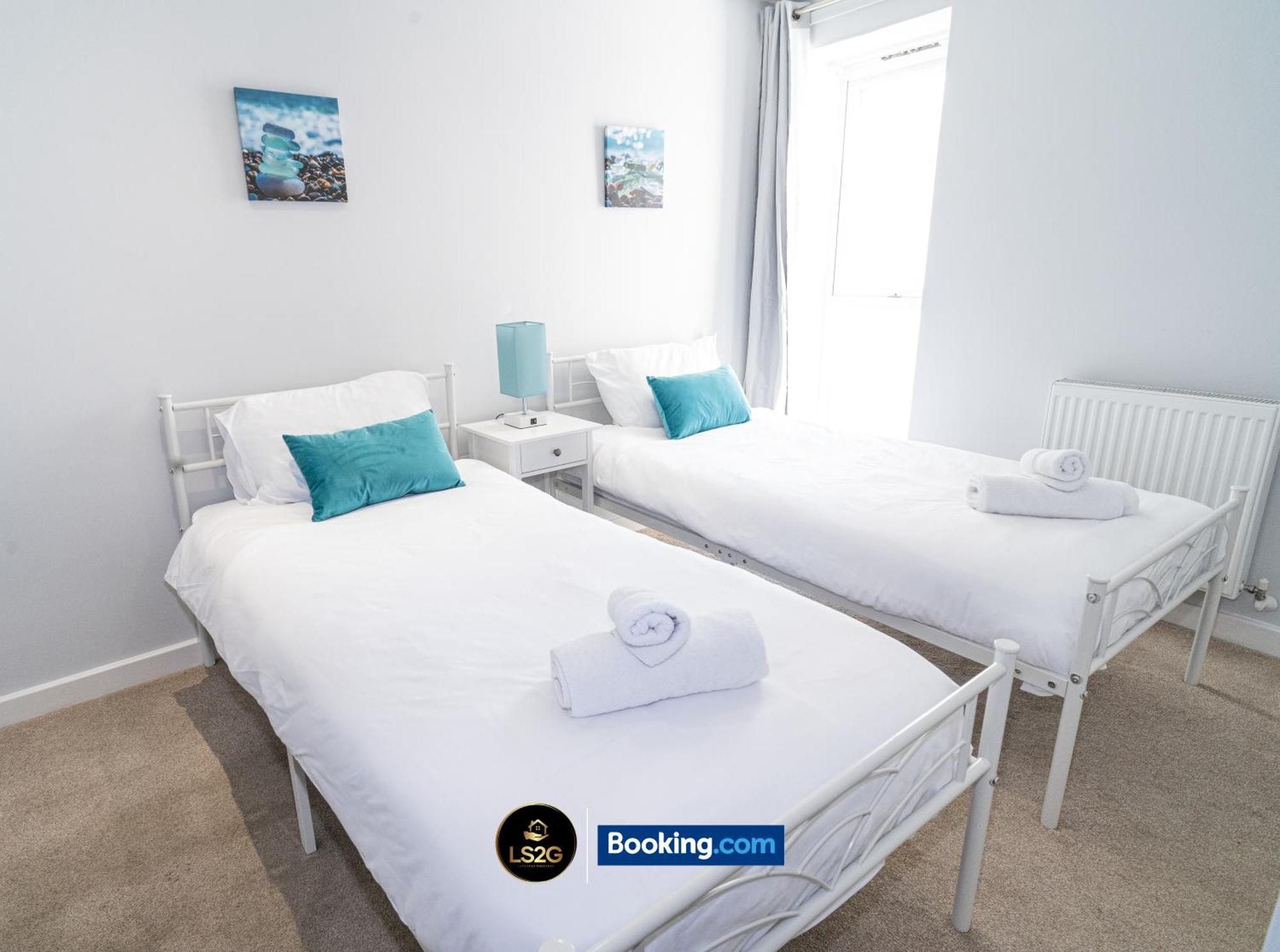 Apartment Spacious 2 Bedroom Flat By Ls2g Short Lets & Serviced Greater London With Free Wifi Newquay (Cornwall)